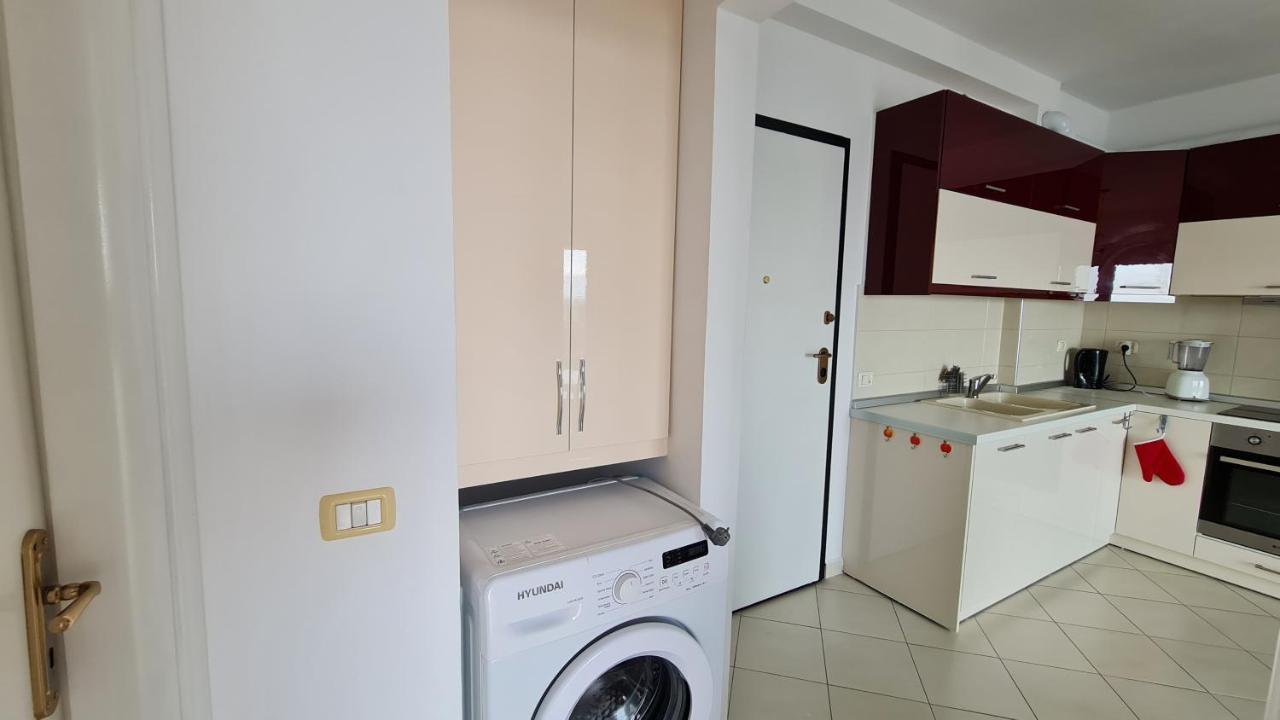 Premium Sea View Apartment Sarandë Buitenkant foto