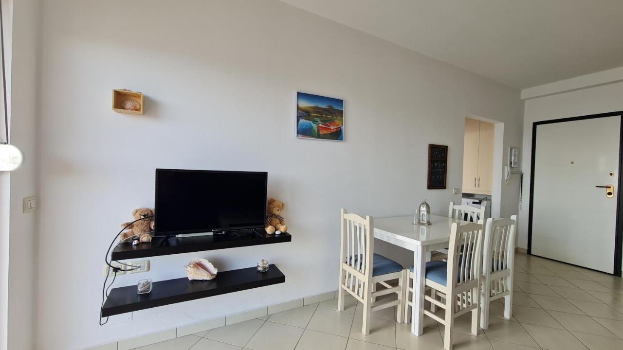 Premium Sea View Apartment Sarandë Buitenkant foto